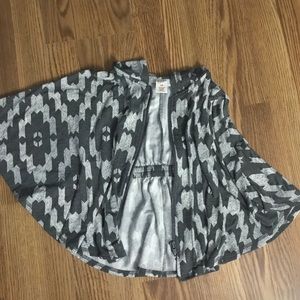 Tribal print sweater. Size 6.